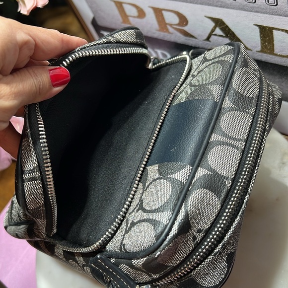 Coach Black and Gray Men's Bag GUC - Picture 14 of 14